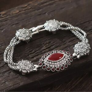 Vintage boutique bracelet